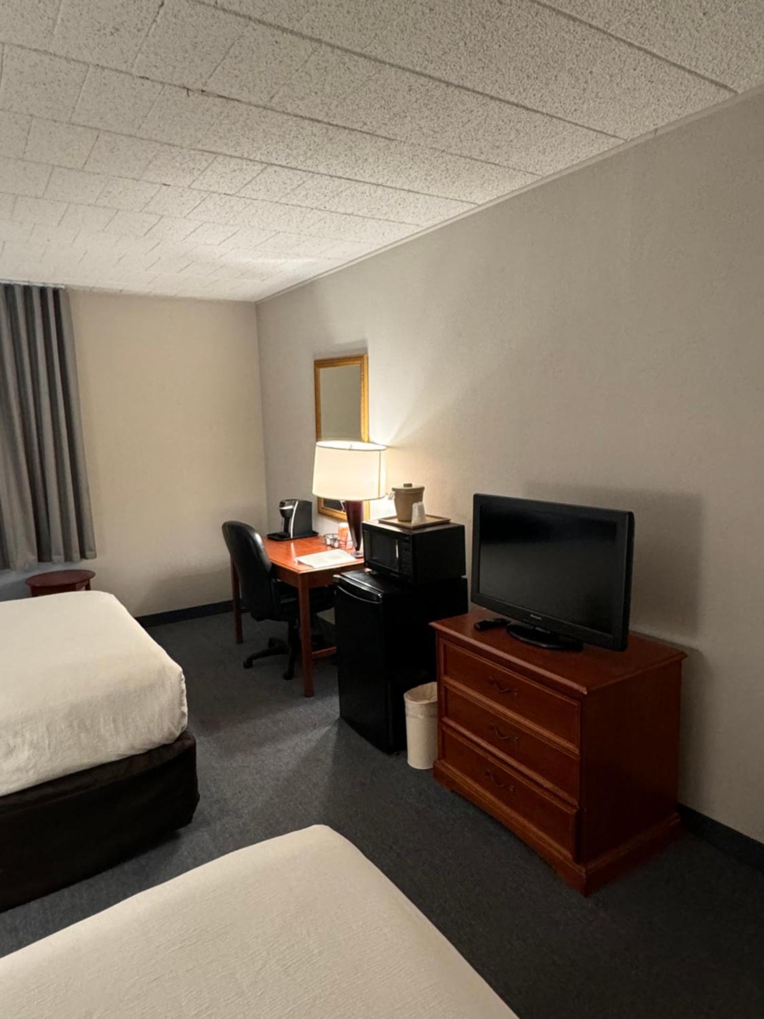 Clarion Inn Frederick Event Center Eksteriør bilde